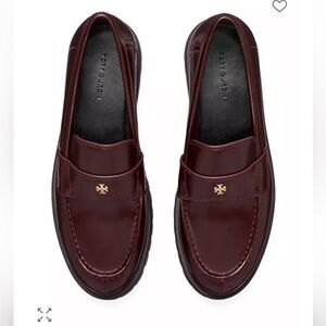 New Without Box TORY BURCH women's classic lug loafer in Plum Sz 9.5